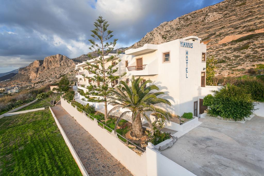 פויניקיון Yiannis Ηotel מראה חיצוני תמונה