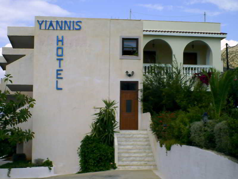 פויניקיון Yiannis Ηotel מראה חיצוני תמונה