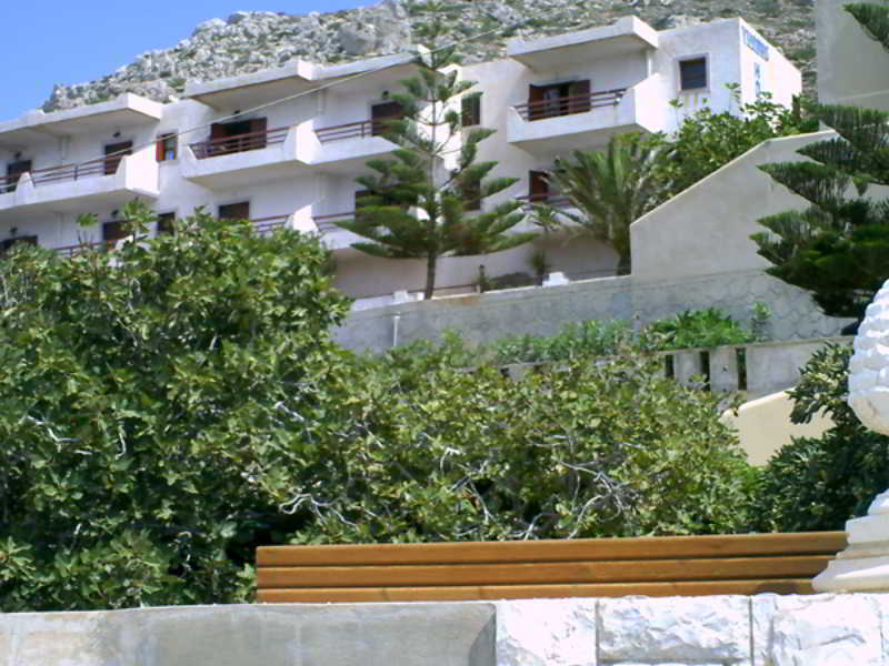 פויניקיון Yiannis Ηotel מראה חיצוני תמונה